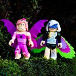 Roblox Celebrity Collection - Fashion Icons Four Figure Pack [Includes Exclusive Virtual Item] - Image 5